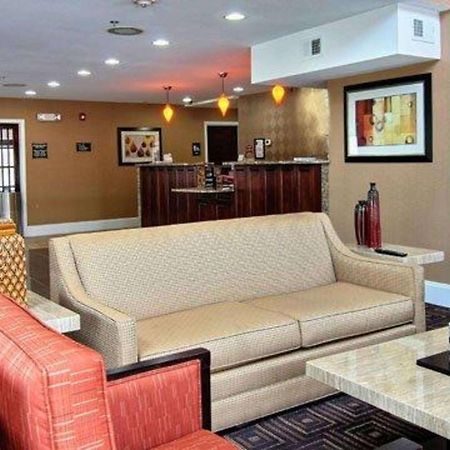 Quality Inn & Suites Greenville Near Downtown Buitenkant foto