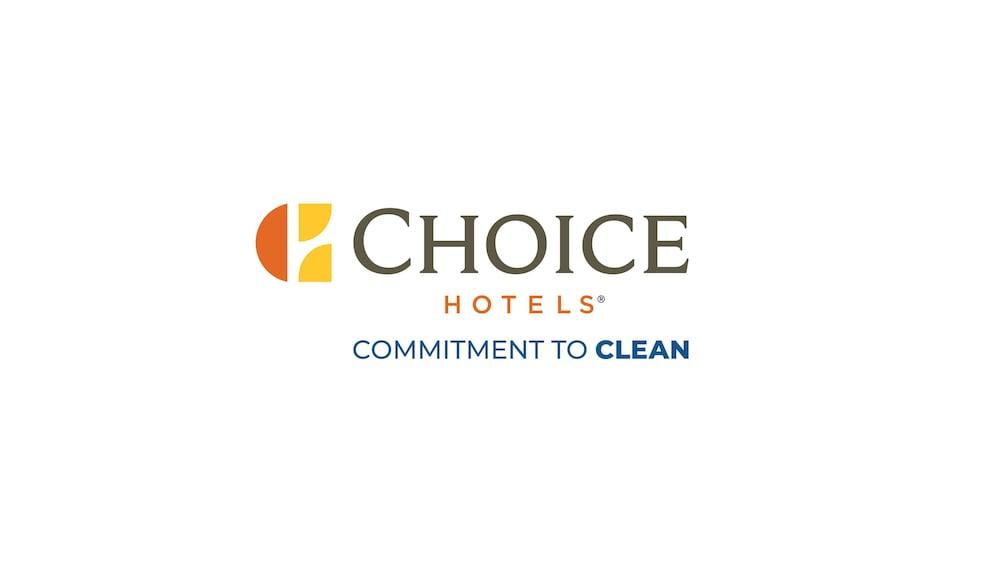 Quality Inn & Suites Greenville Near Downtown Buitenkant foto